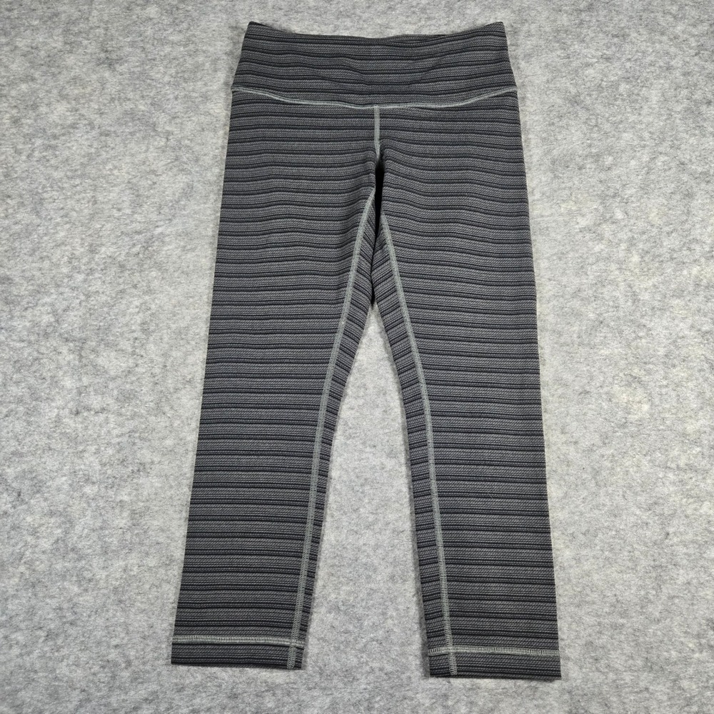 Lululemon Womens Gray Striped Wunder Under Crop Leggings‎ 4